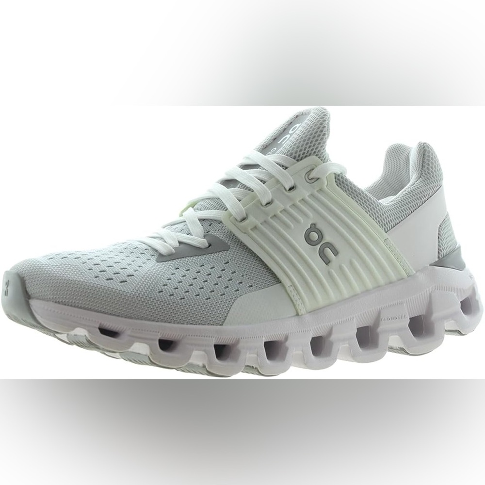 On cloud Cloudswift sneakers size 9 women’s